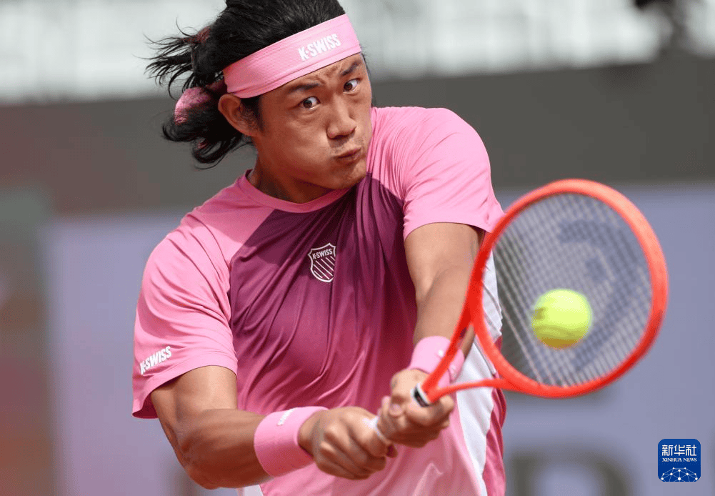 网球——ATP1000罗马站:张之臻止步首轮