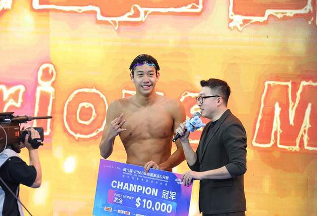 张展硕击败大满贯巨星马腾斯,美国媒体:他是400自世界第一选手