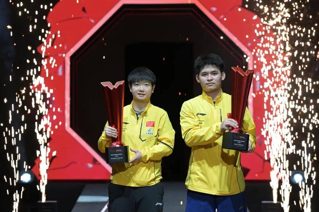 孙颖莎、王楚钦等17名国乒选手出征WTT新加坡大满贯